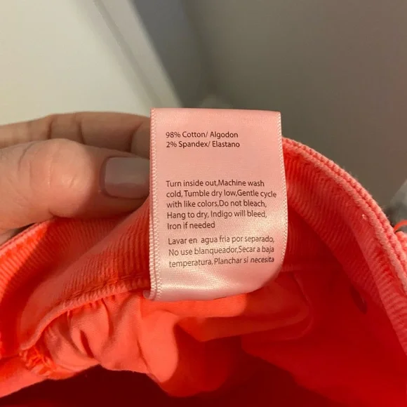 Risen Distressed Coral Jeans - Picture 5 of 5